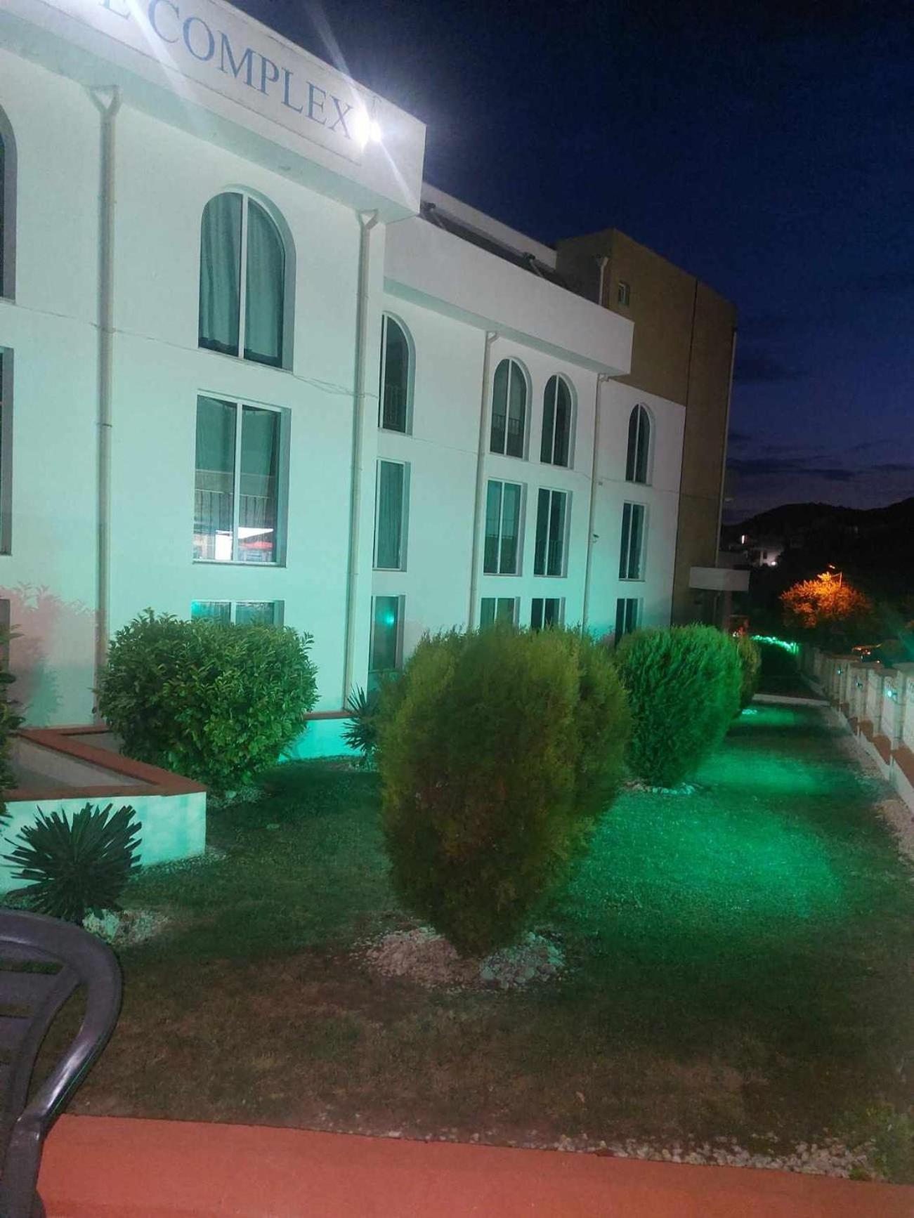 Apartment А13 In Sea Paradise Complex Kavarna Eksteriør bilde