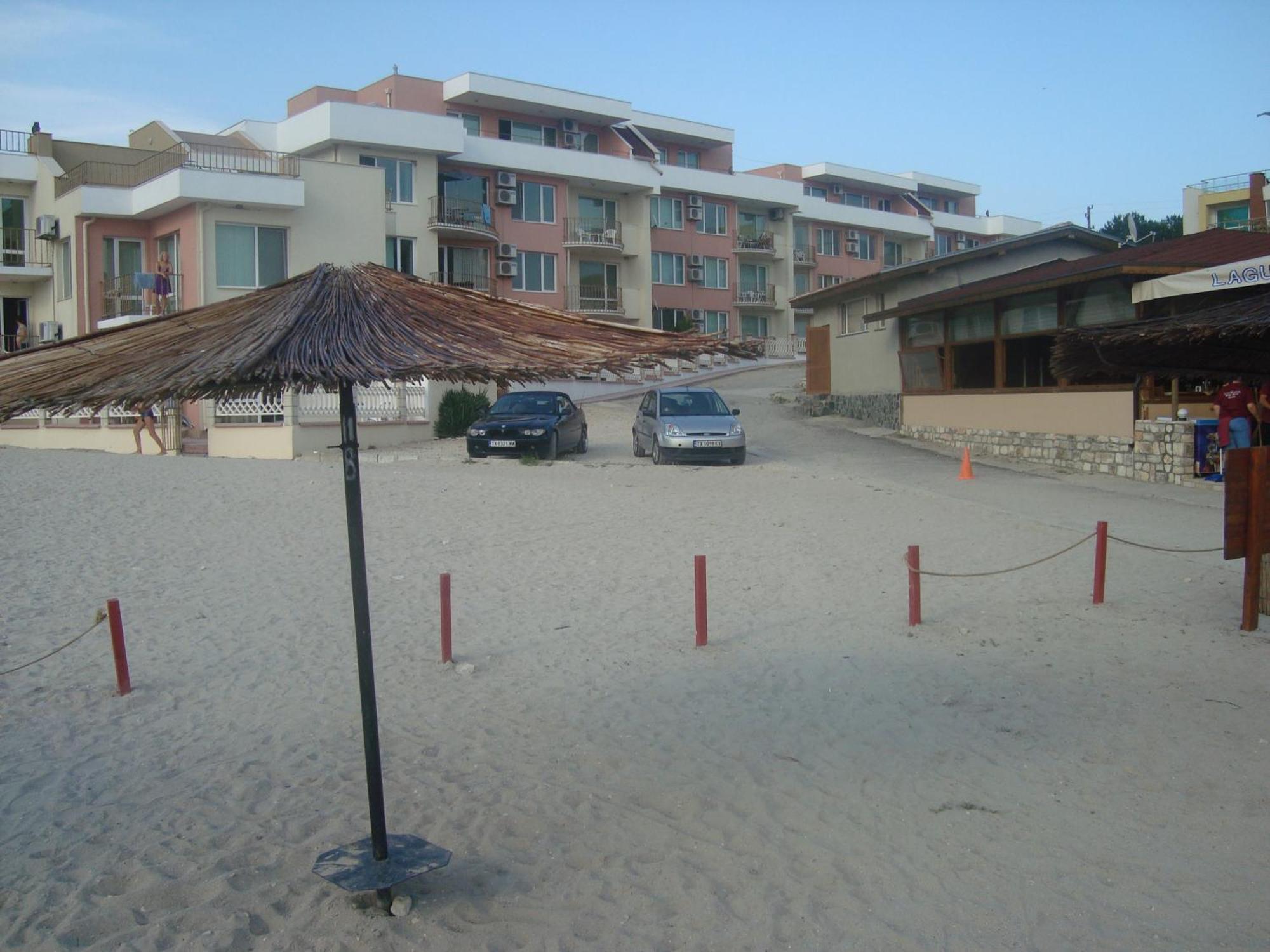 Apartment А13 In Sea Paradise Complex Kavarna Eksteriør bilde